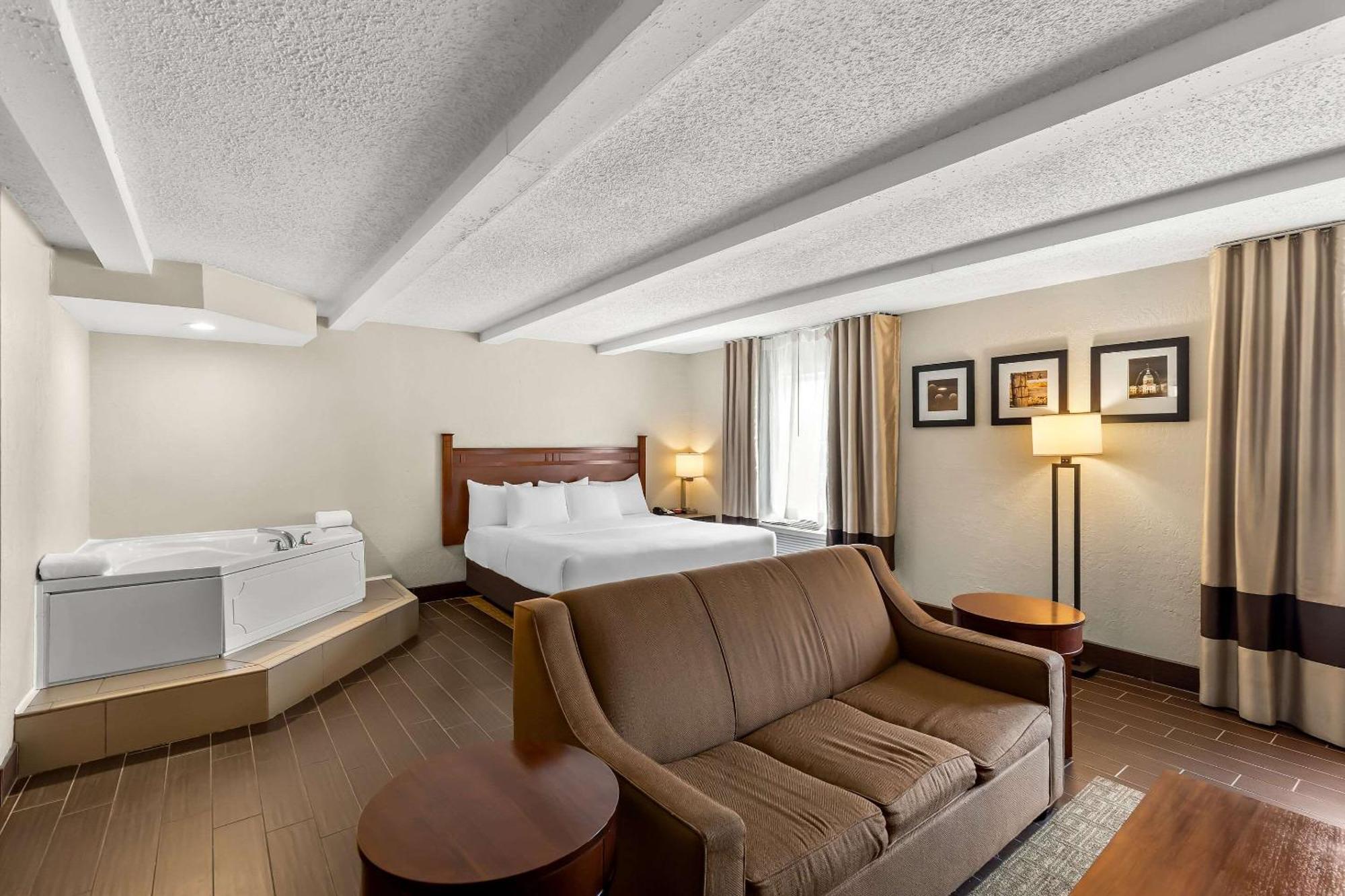 מרלינד הייטס Comfort Inn St Louis - Westport Event Center מראה חיצוני תמונה